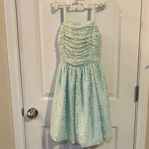 Charming Mint Green Lace Kids Dress w/broach